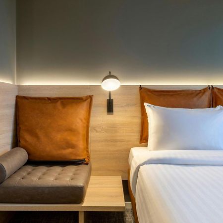 Moxy Berlin Ostbahnhof Hotel Exterior photo